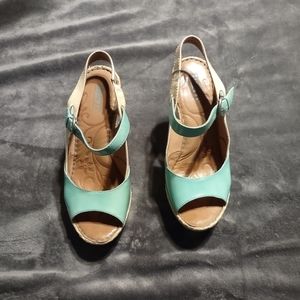 Born size 7 wedge sandals